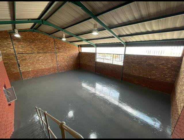 INDUSTRIAL PROPERTY TO RENT IN HENNOPSPARK